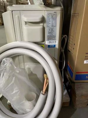 DC-Inverter-Spalten-Wand-Klimaanlagen-abkühlende Heizung 2P 220v 240V 30000 B.t.u.